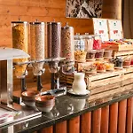 Hotel Crocus 4*
