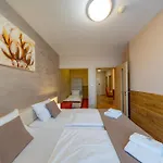 Crocus Hotel