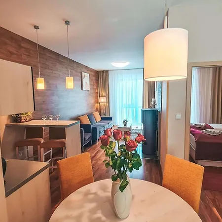 Crocus Hotel
