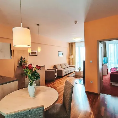 Crocus Hotel