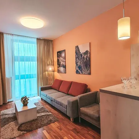 Crocus Hotel