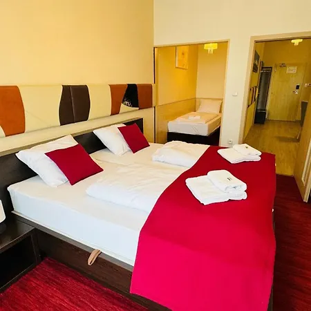 Hotel Crocus