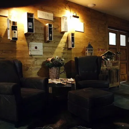 Hotel Crocus 4*