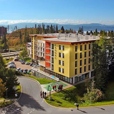 Crocus Hotel