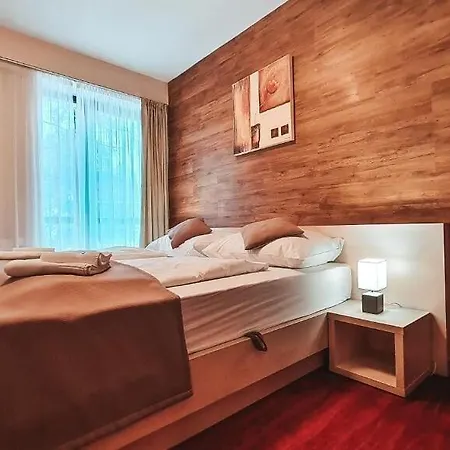 Hotel Crocus