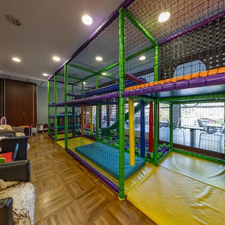 Hotel Crocus Štrbské Pleso